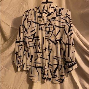 Melissa McCarthy beautiful silky blouse